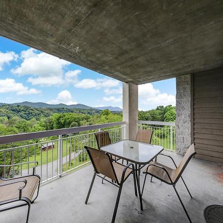 Apartamento Smoky Mountain Dream Whispering Pines 641 Pigeon Forge Exterior foto