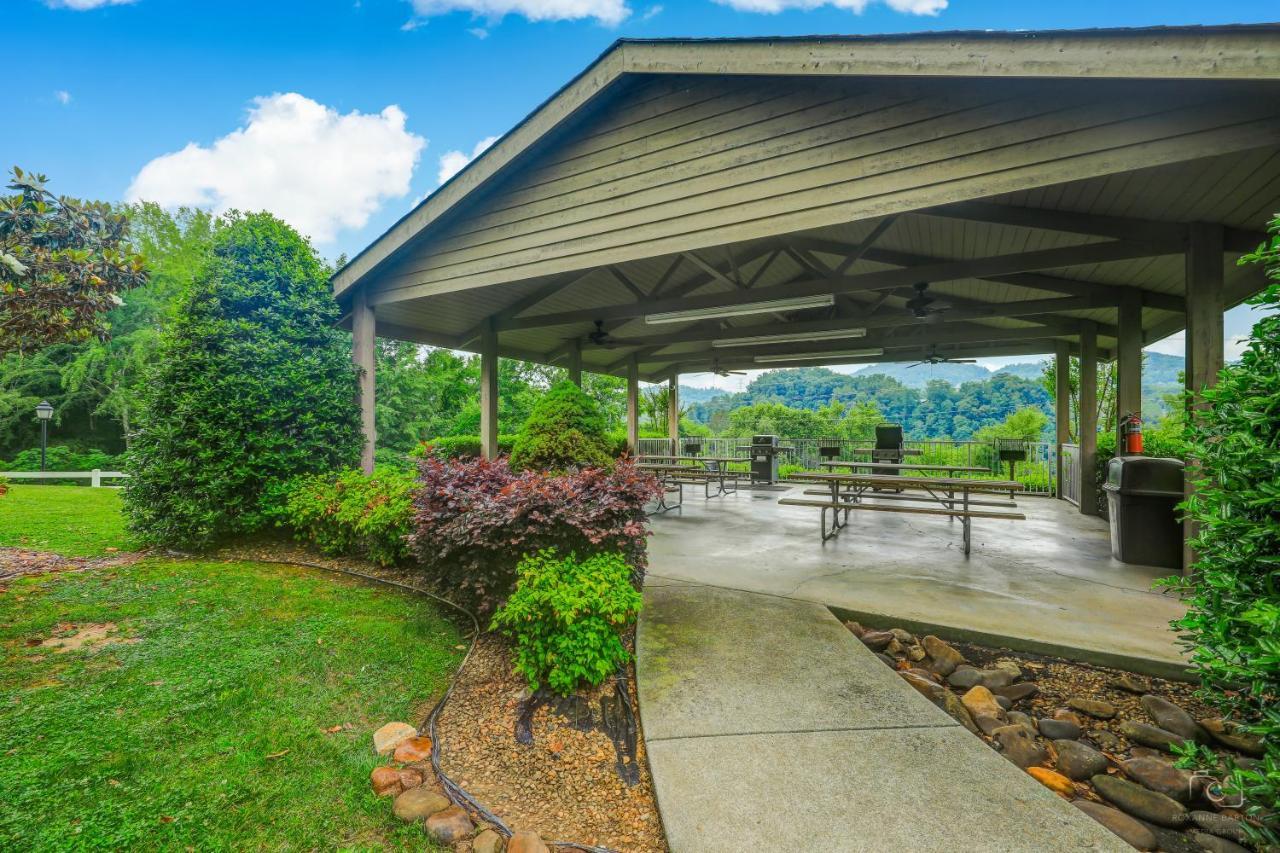 Apartamento Smoky Mountain Dream Whispering Pines 641 Pigeon Forge Exterior foto